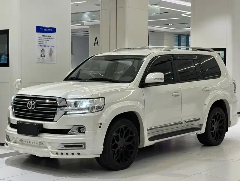 Toyota Land Cruiser, 2016