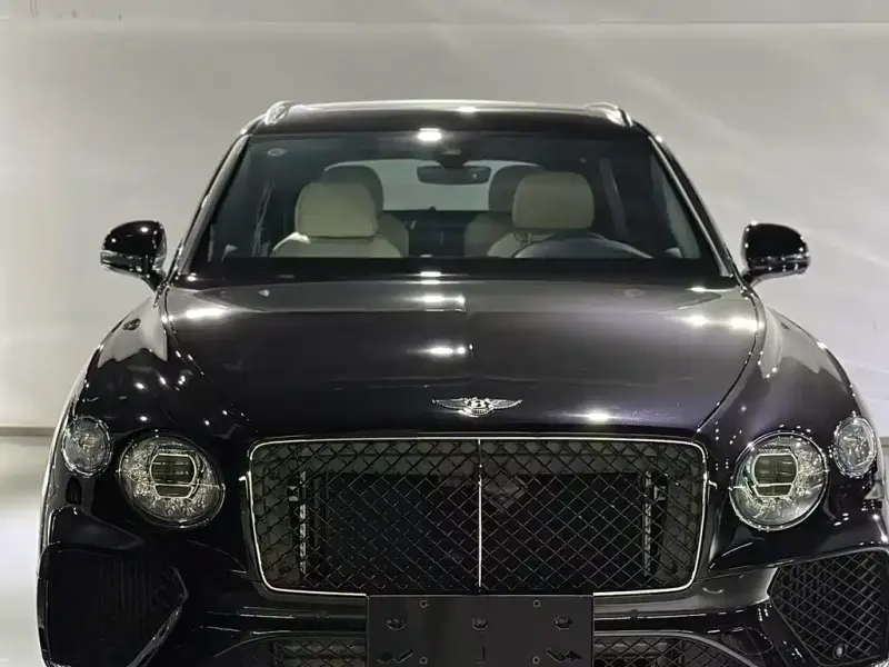 Bentley Bentayga, 2025