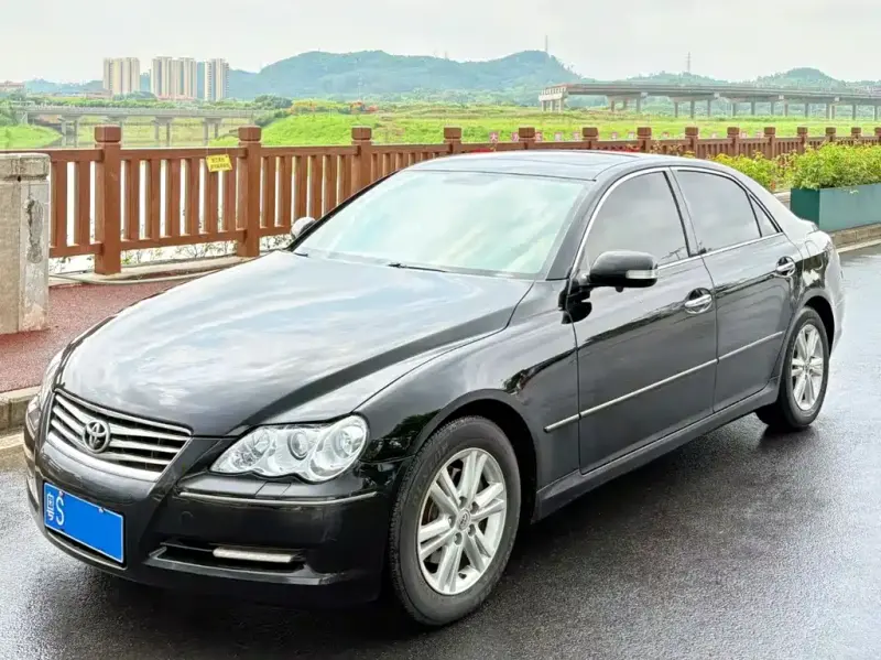 Toyota Reiz, 2008