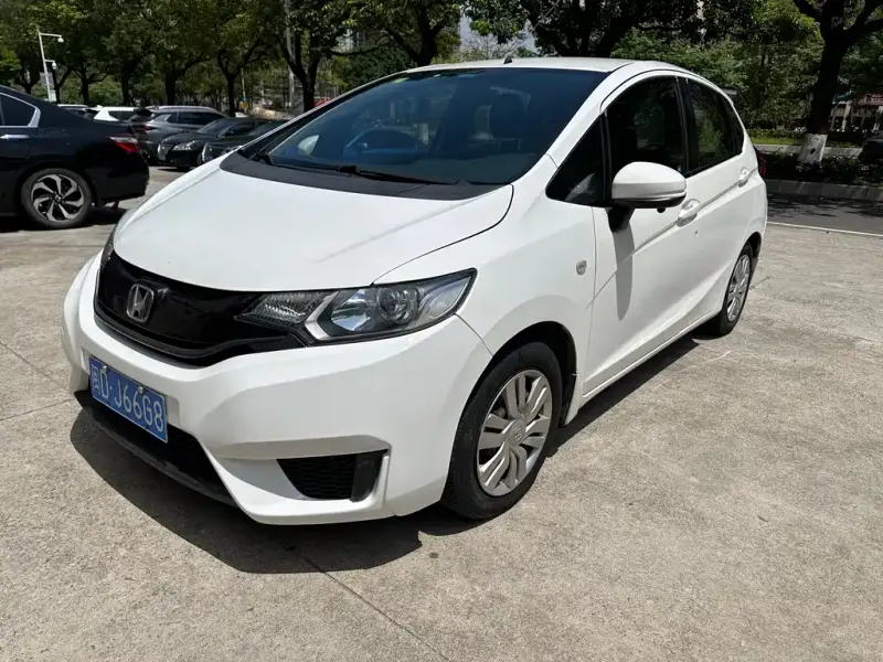 Honda Fit, 2015