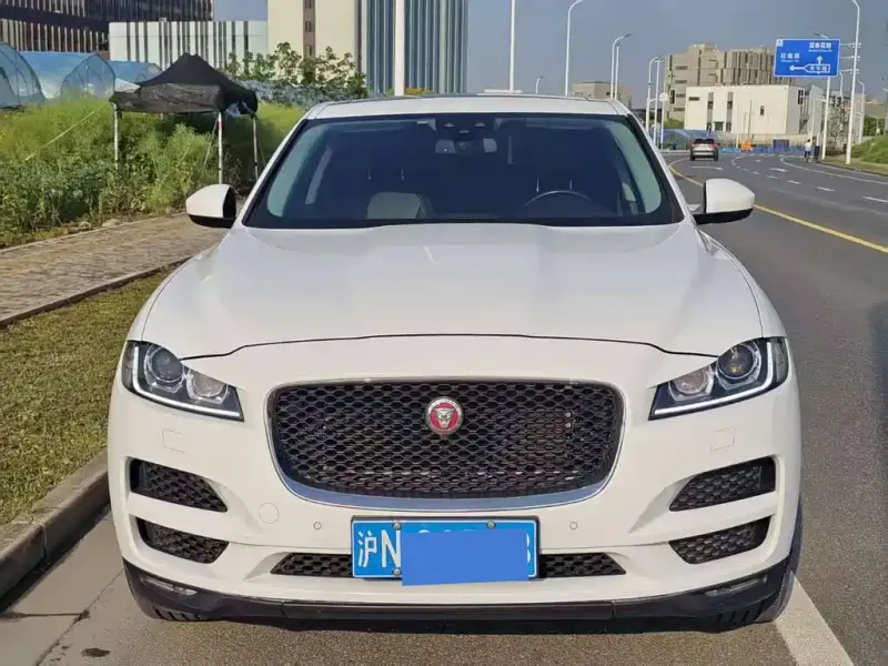 Jaguar F-PACE, 2018