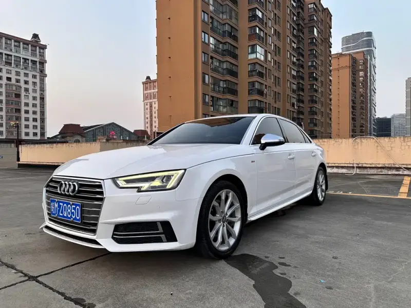 Audi A4L, 2018