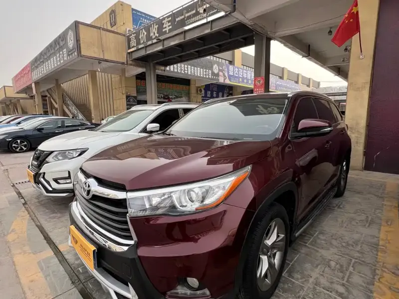 Toyota Highlander, 2015 — фото 1