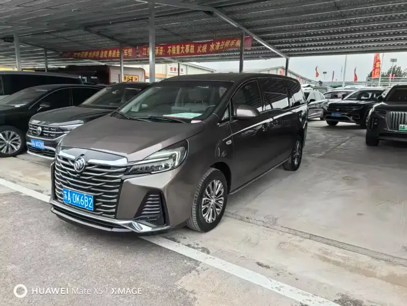 Buick GL8, 2023