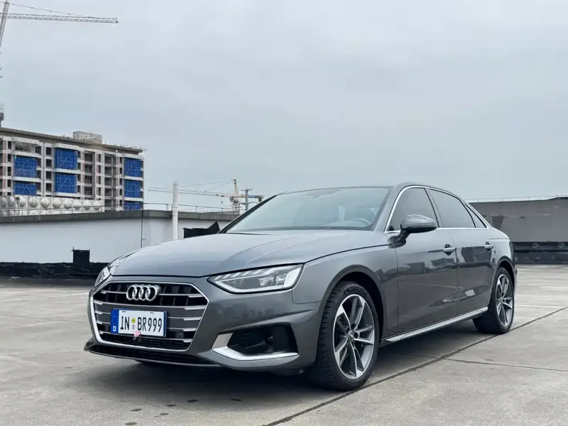Audi A4L, 2021