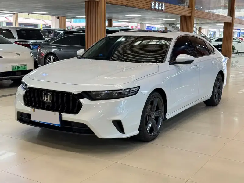 Honda Inspire, 2025 — фото 1