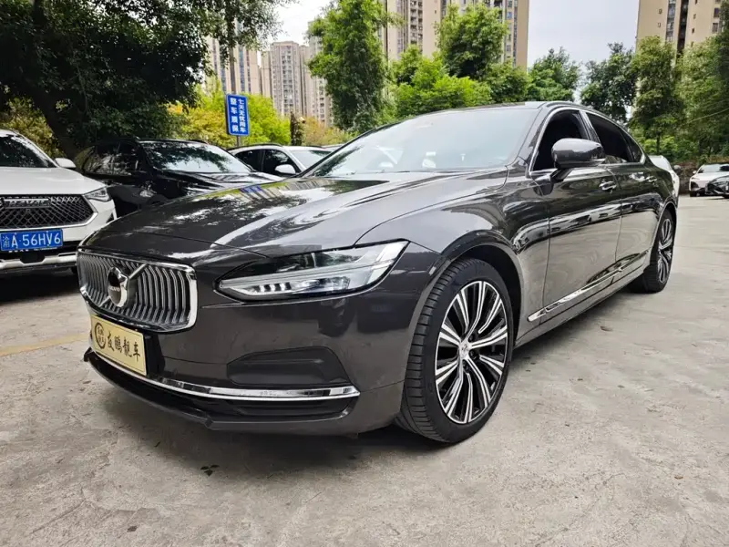 Volvo S90, 2022