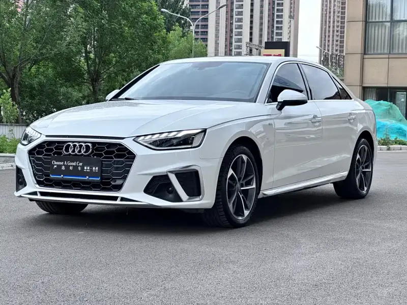 Audi A4L, 2021 — фото 1