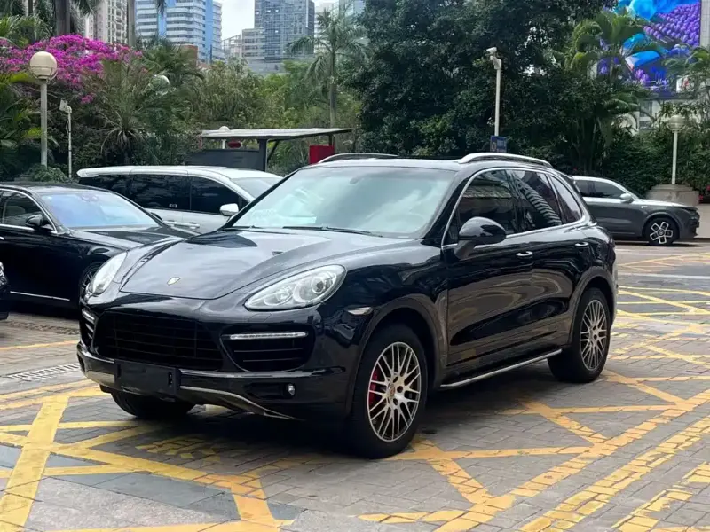 Porsche Cayenne, 2011
