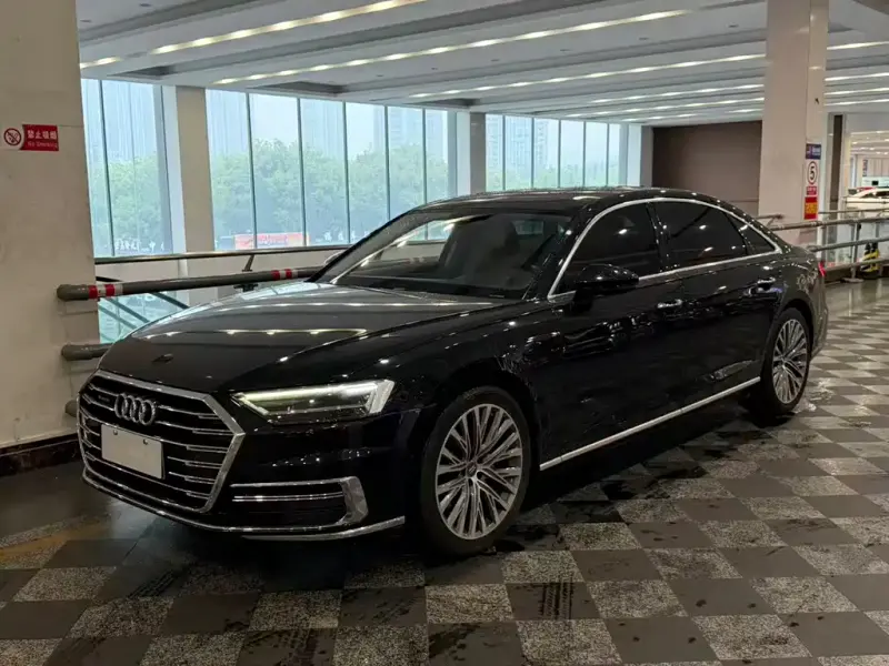 Audi A8, 2021