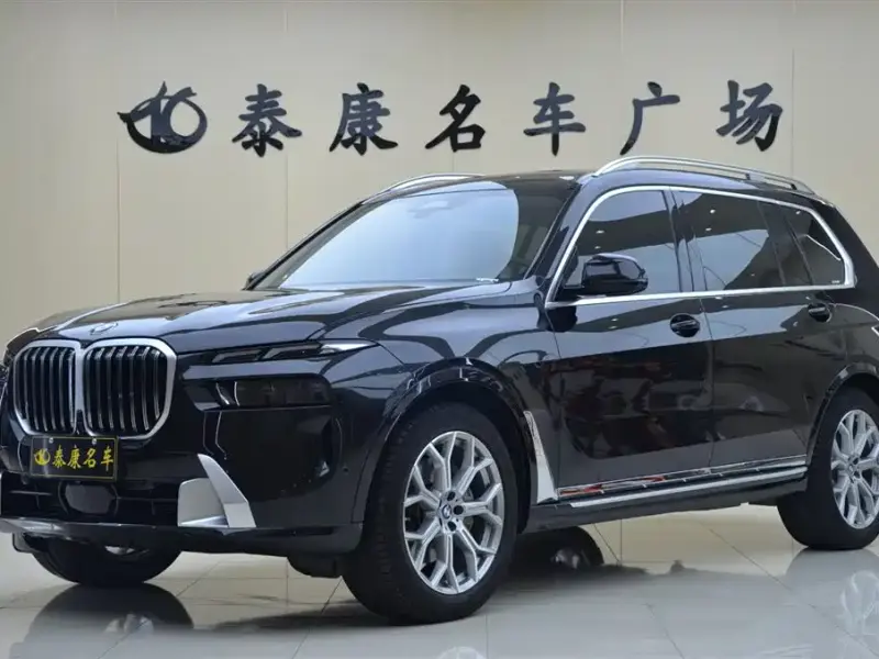 BMW X7, 2025