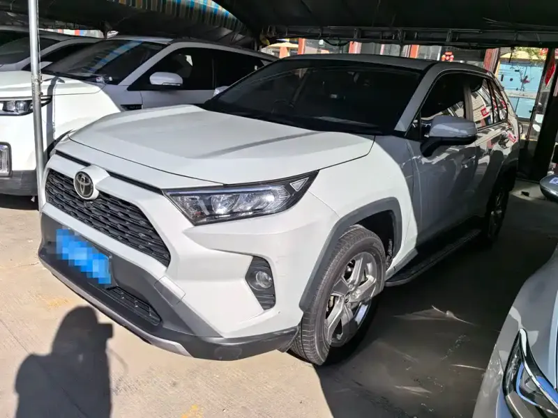 Toyota RAV4, 2021