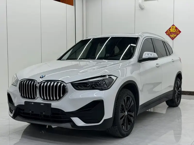 BMW X1, 2022 — фото 1