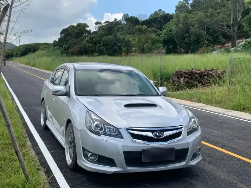 Subaru Legacy, 2010
