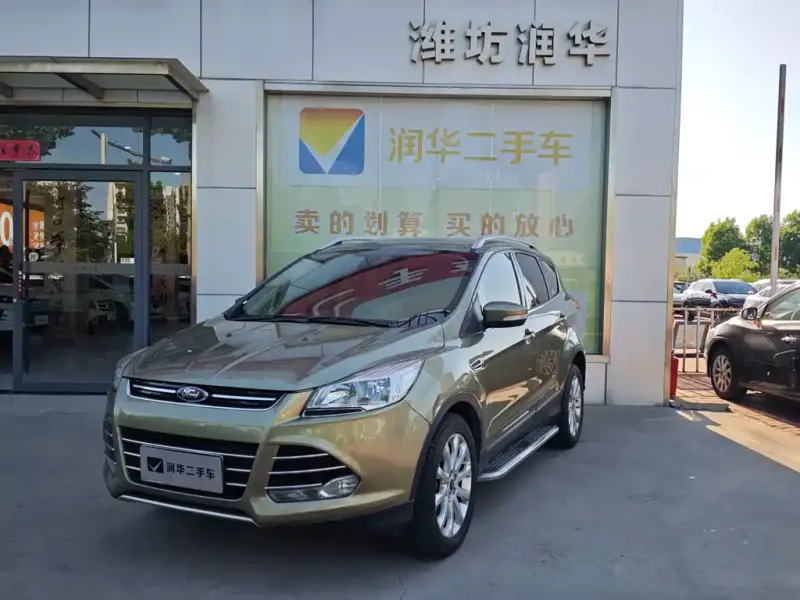 Ford Kuga, 2013