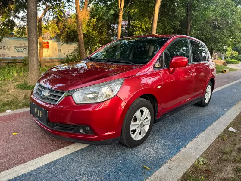 Venucia R50, 2013
