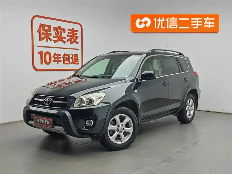 Toyota RAV4, 2011