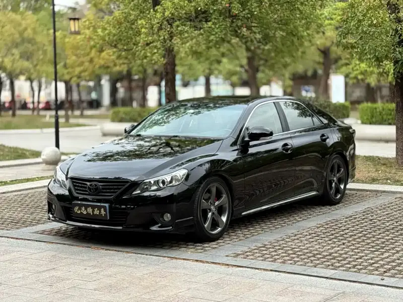 Toyota Reiz, 2013