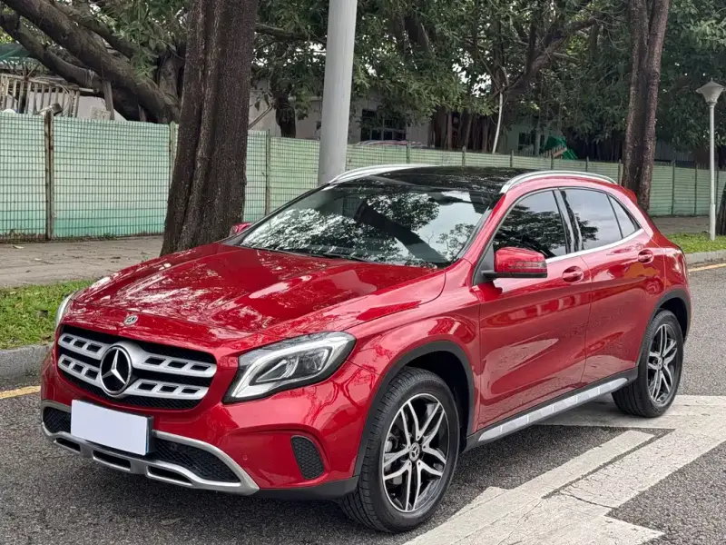 Mercedes-Benz GLA, 2018
