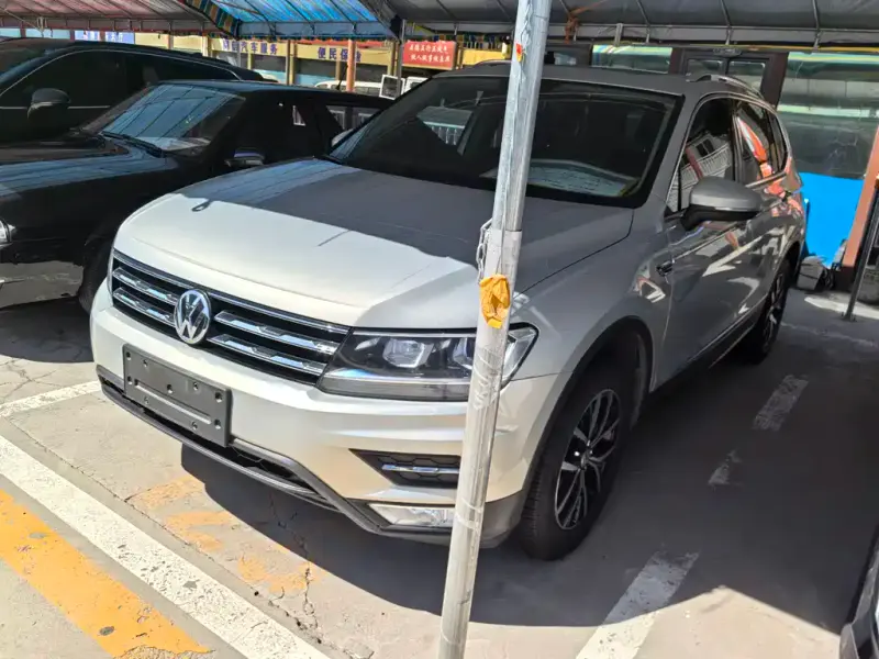 Volkswagen Tiguan L, 2018