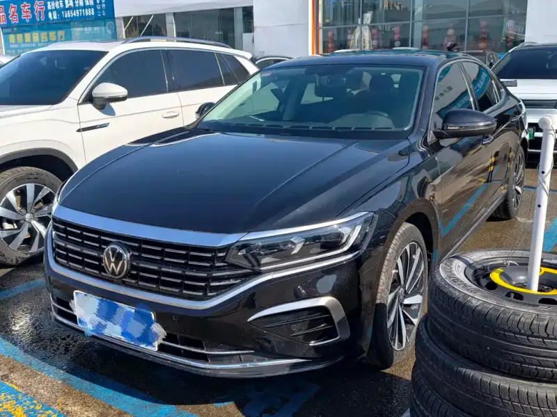 Volkswagen Passat, 2023