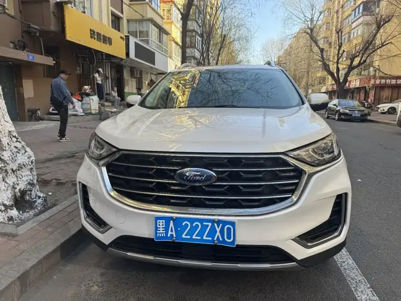 Ford Edge, 2022