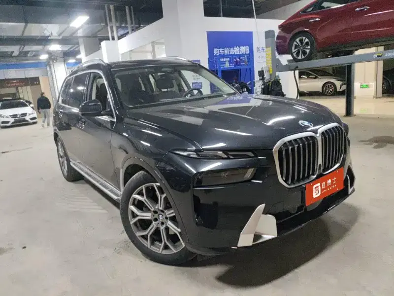 BMW X7, 2023