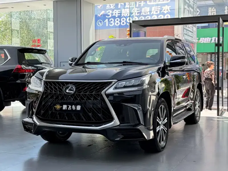 Lexus LX, 2020