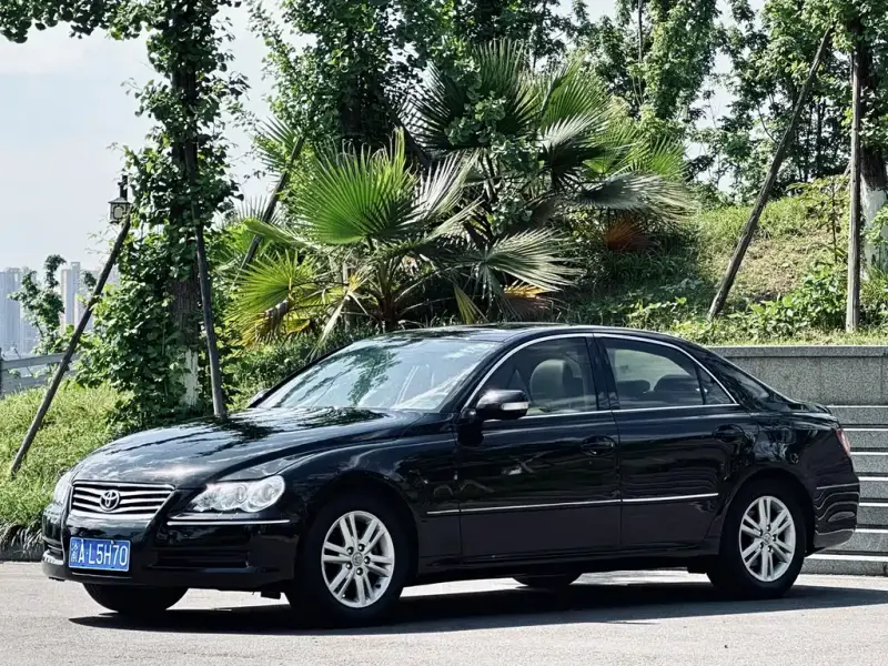 Toyota Reiz, 2008