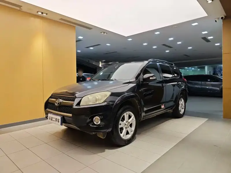 Toyota RAV4, 2012