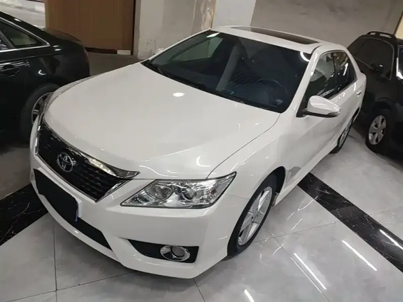 Toyota Camry, 2014