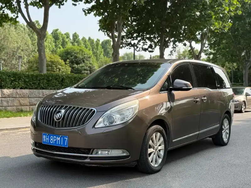Buick GL8, 2015