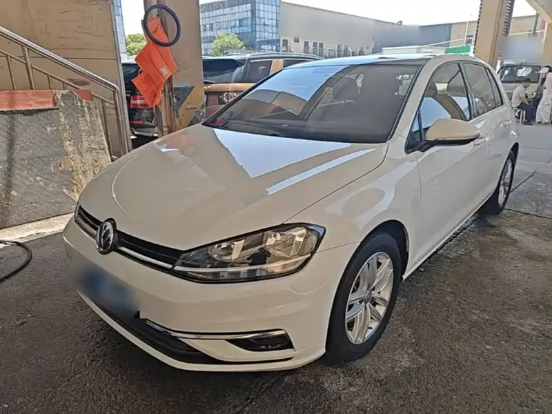 Volkswagen Golf, 2020
