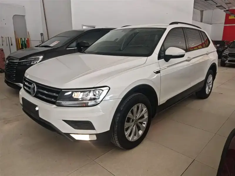 Volkswagen Tiguan L, 2017