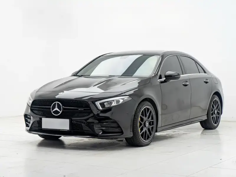 Mercedes-Benz A-Class, 2020 — фото 1