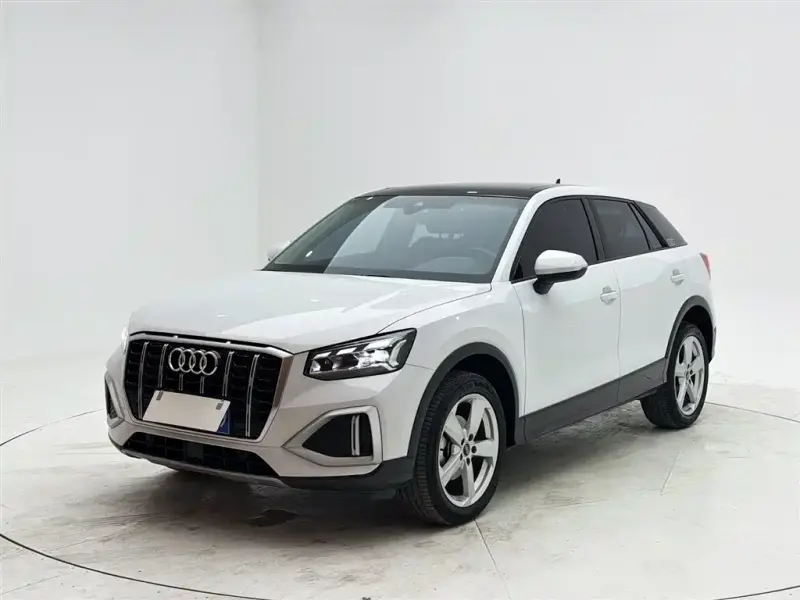 Audi Q2L, 2022 — фото 1