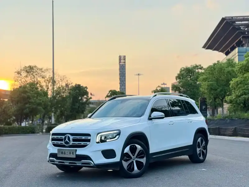Mercedes-Benz GLB, 2021