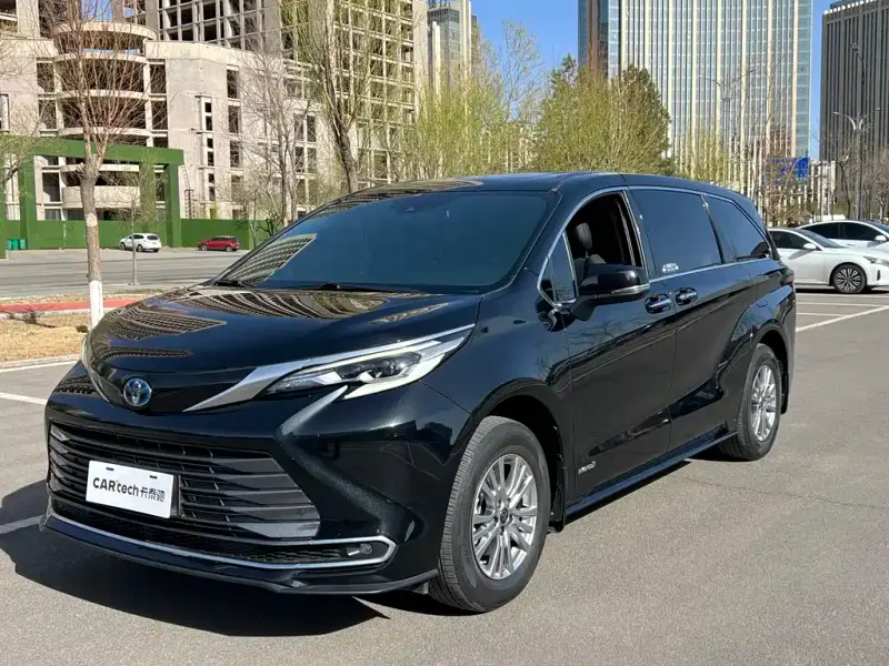 Toyota Sienna, 2022