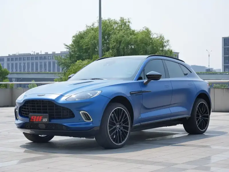 Aston Martin DBX, 2022