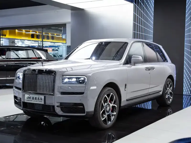 Rolls-Royce Cullinan, 2021