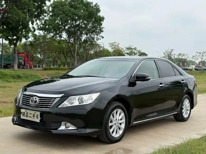 Toyota Camry, 2013