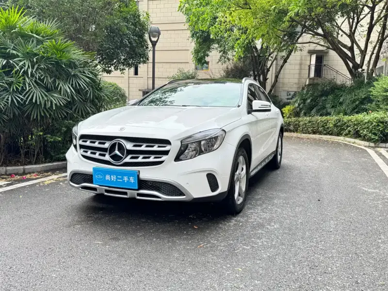 Mercedes-Benz GLA, 2018 — фото 1