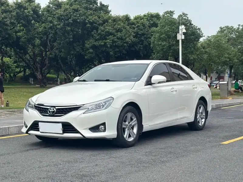 Toyota Reiz, 2016