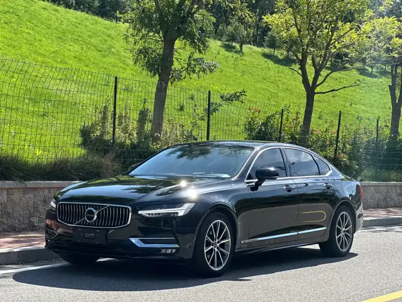 Volvo S90, 2020