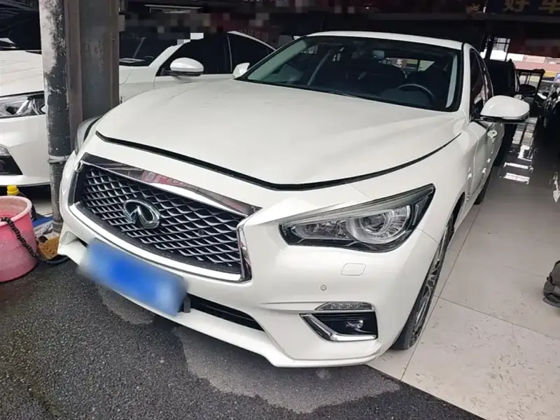 Infiniti Q50L, 2020