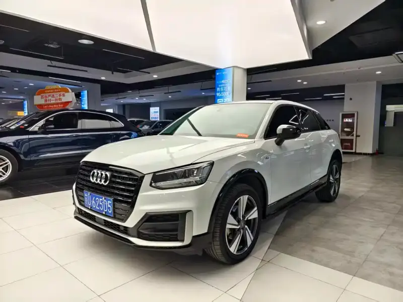 Audi Q2L, 2021 — фото 1