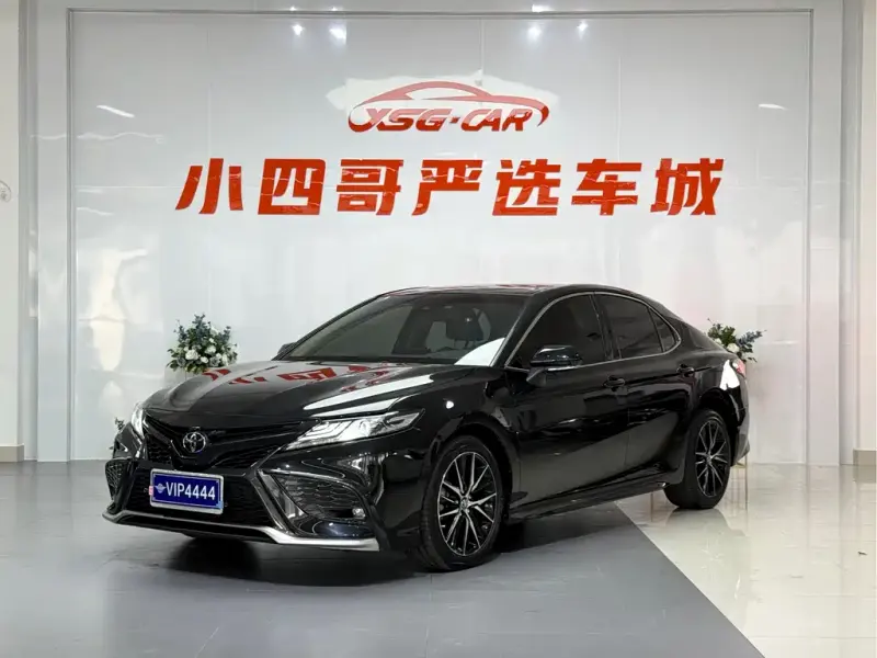 Toyota Camry, 2019