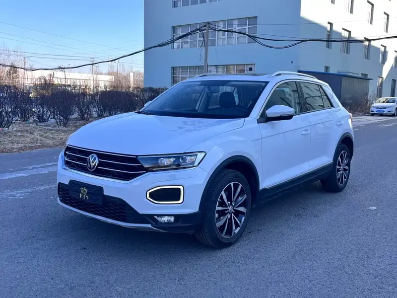 Volkswagen T-Roc, 2022
