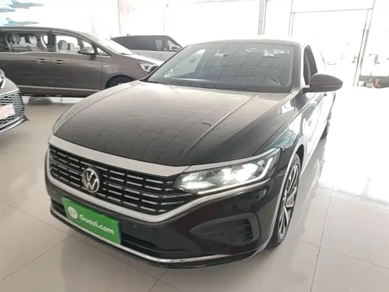 Volkswagen Passat, 2025