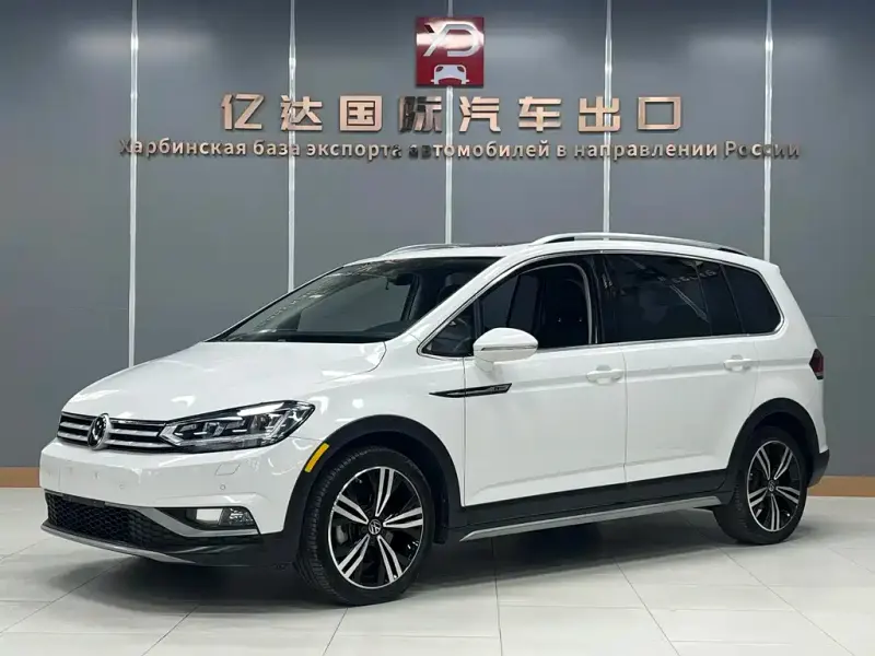 Volkswagen Touran, 2022